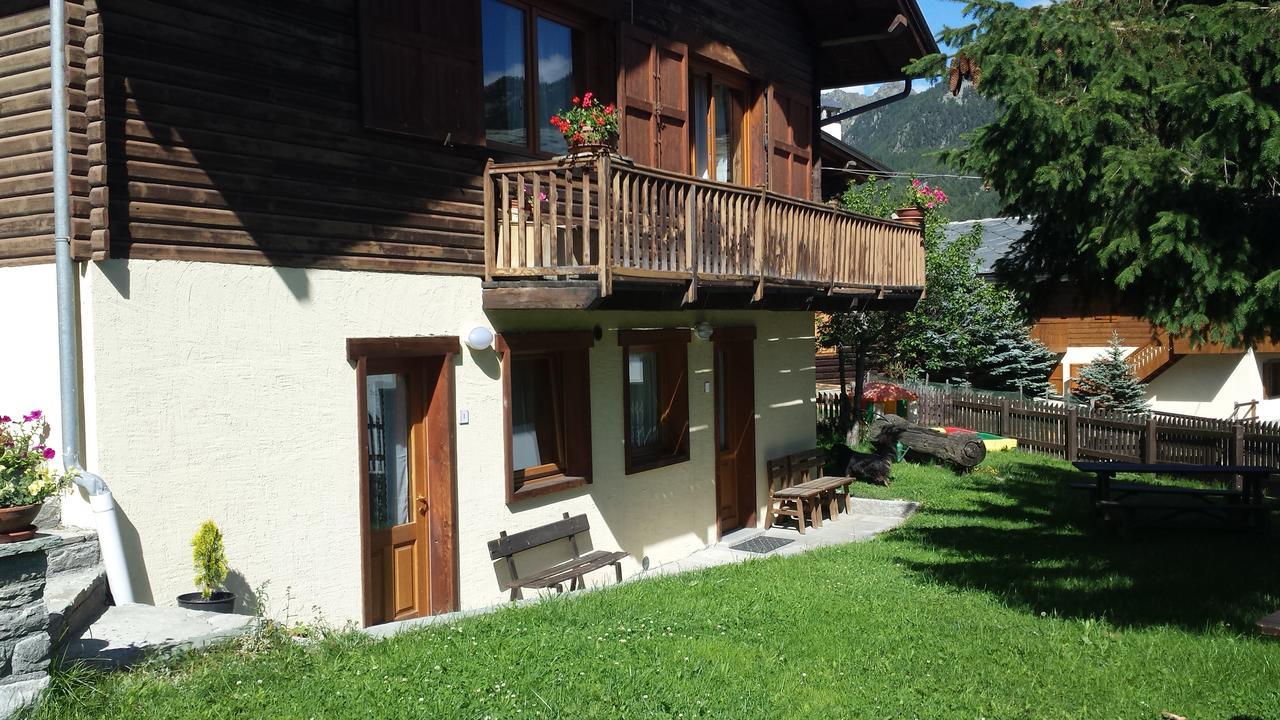 Family Apartments Le Chalet シャンポルク エクステリア 写真