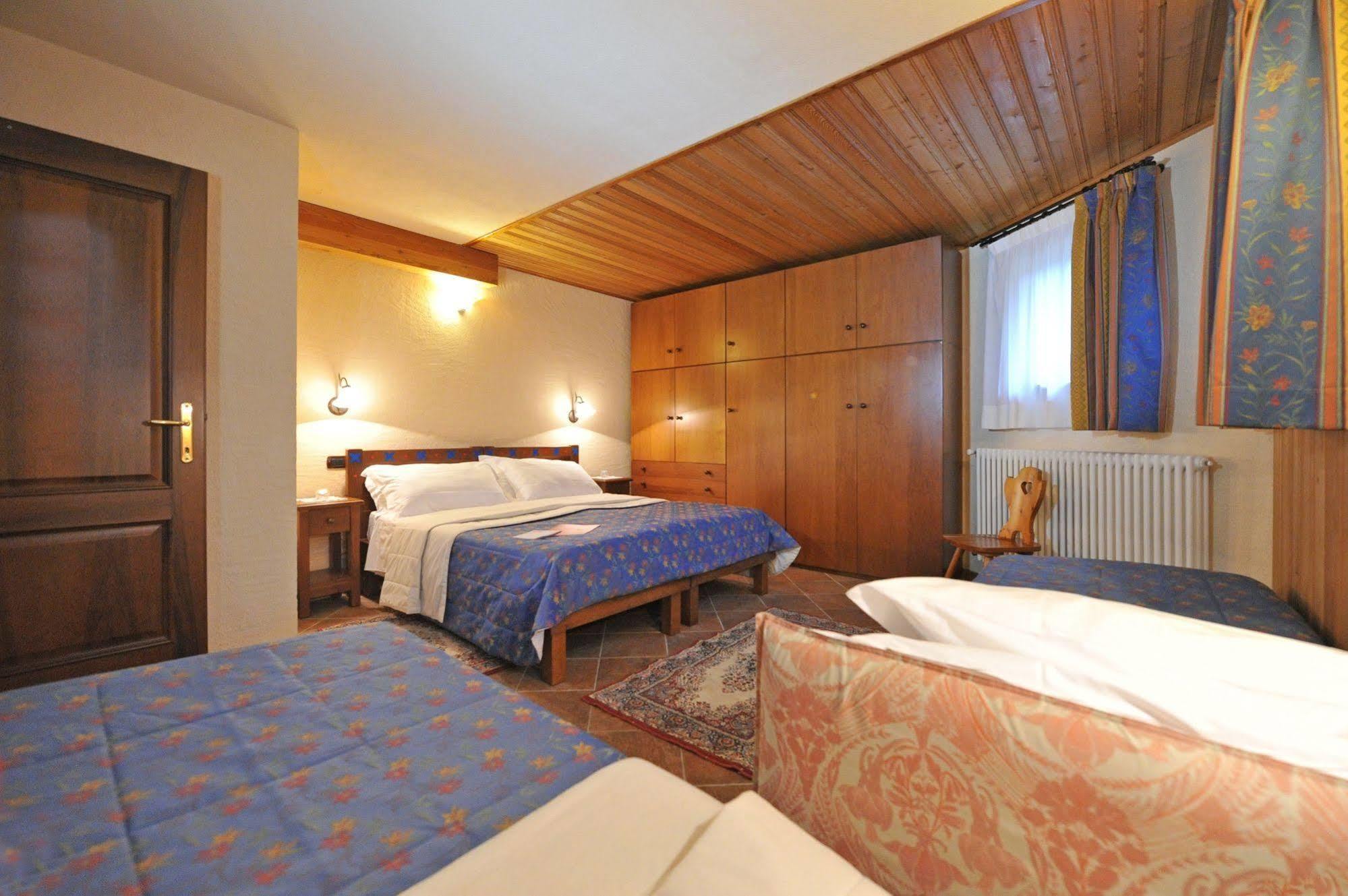Family Apartments Le Chalet シャンポルク エクステリア 写真