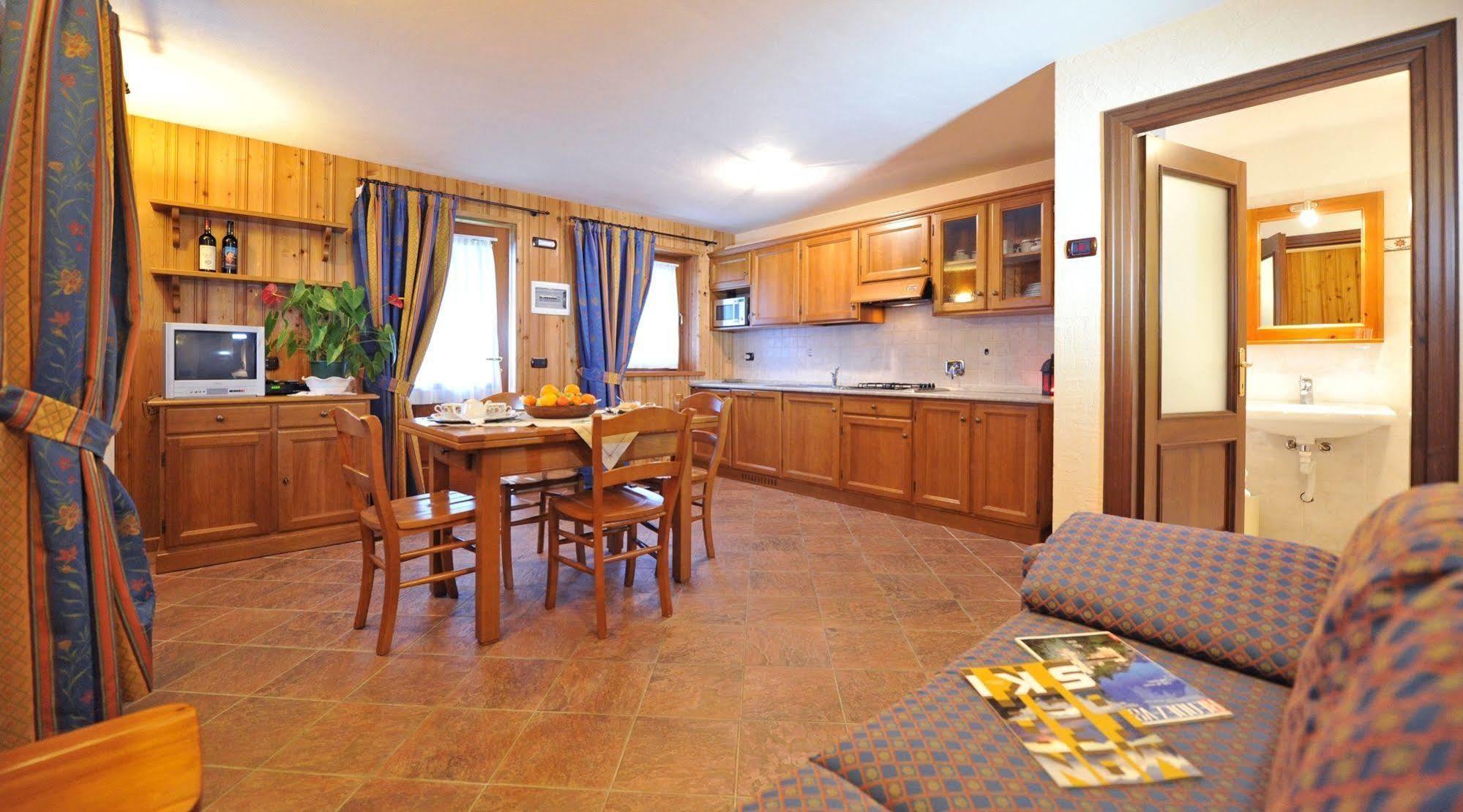 Family Apartments Le Chalet シャンポルク エクステリア 写真